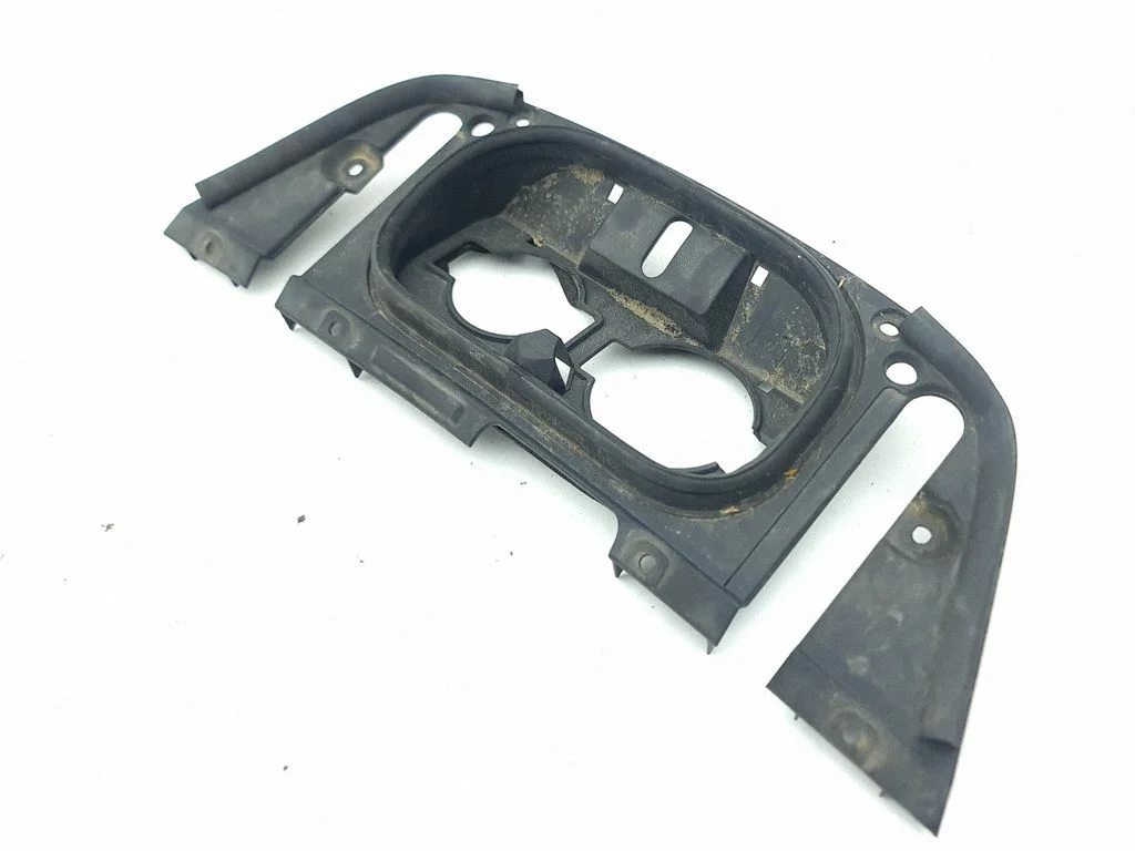 Electric car charge socket cover – Nissan Leaf II (ZE1) (2017-2025)