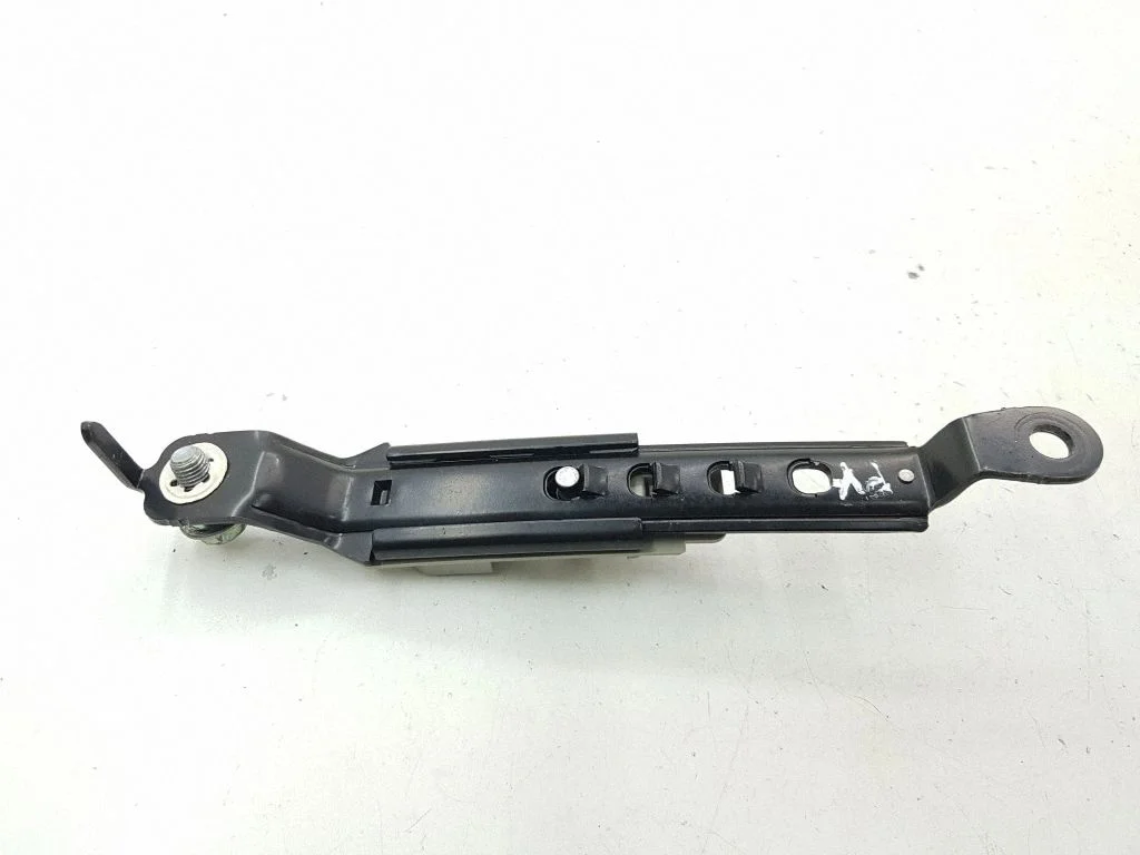 Seat belt adjustment rail – left