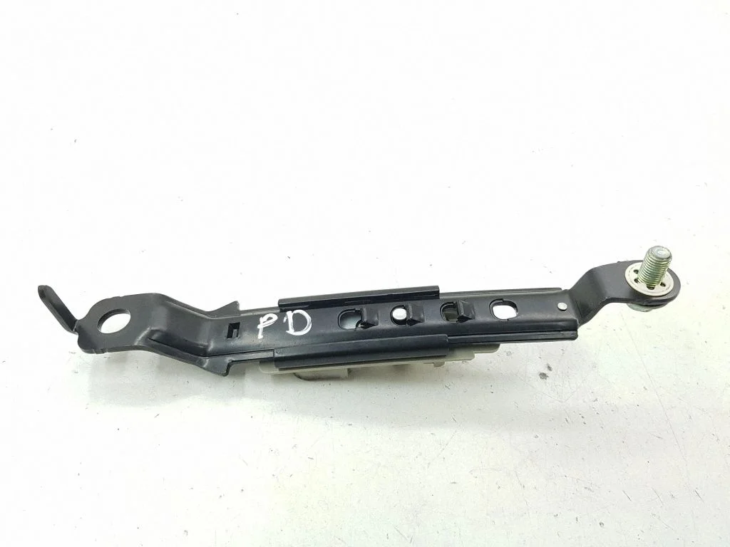 Seat belt adjustment rail – right