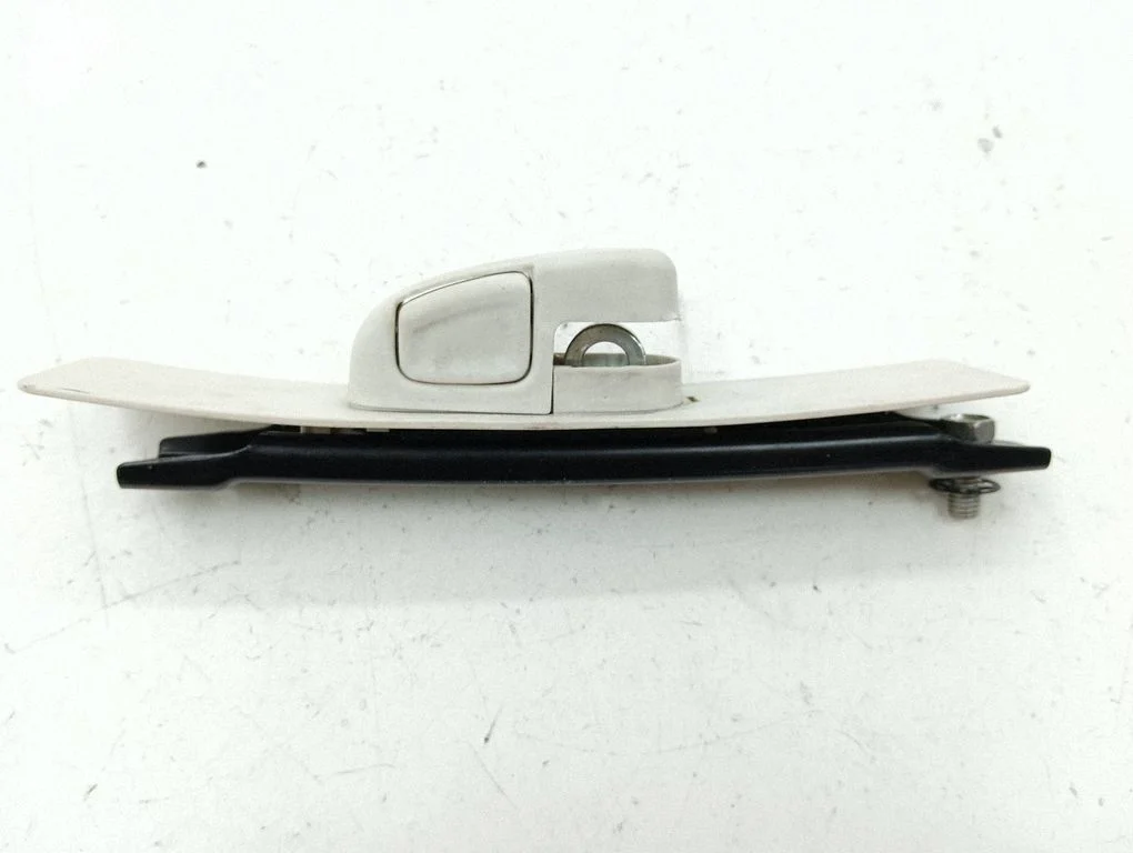 Seat belt adjustment rail – Honda CR-V (2013-2016)