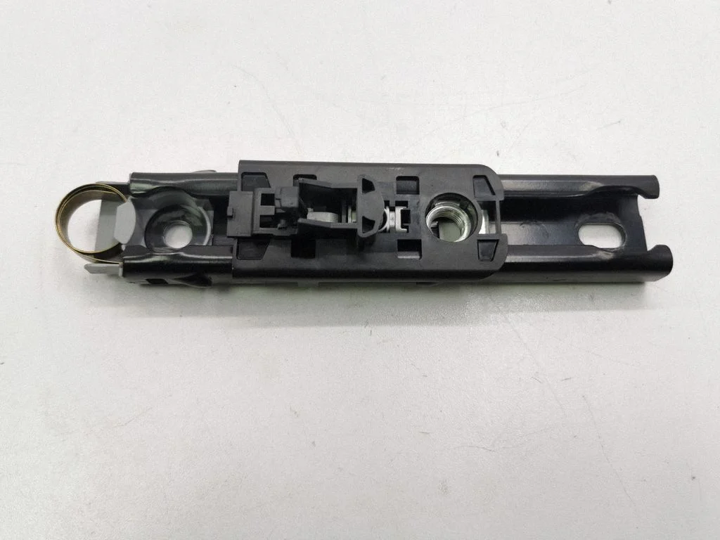 Seat belt adjustment rail A2518600388