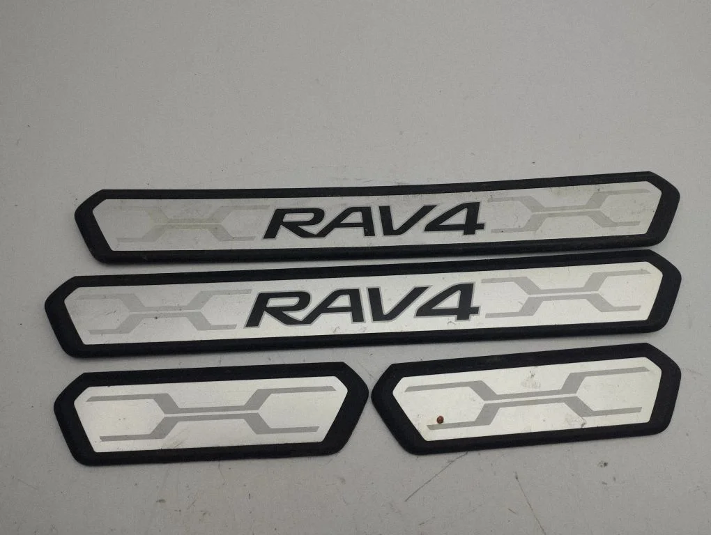 sill trim set (inner) 67913YY160