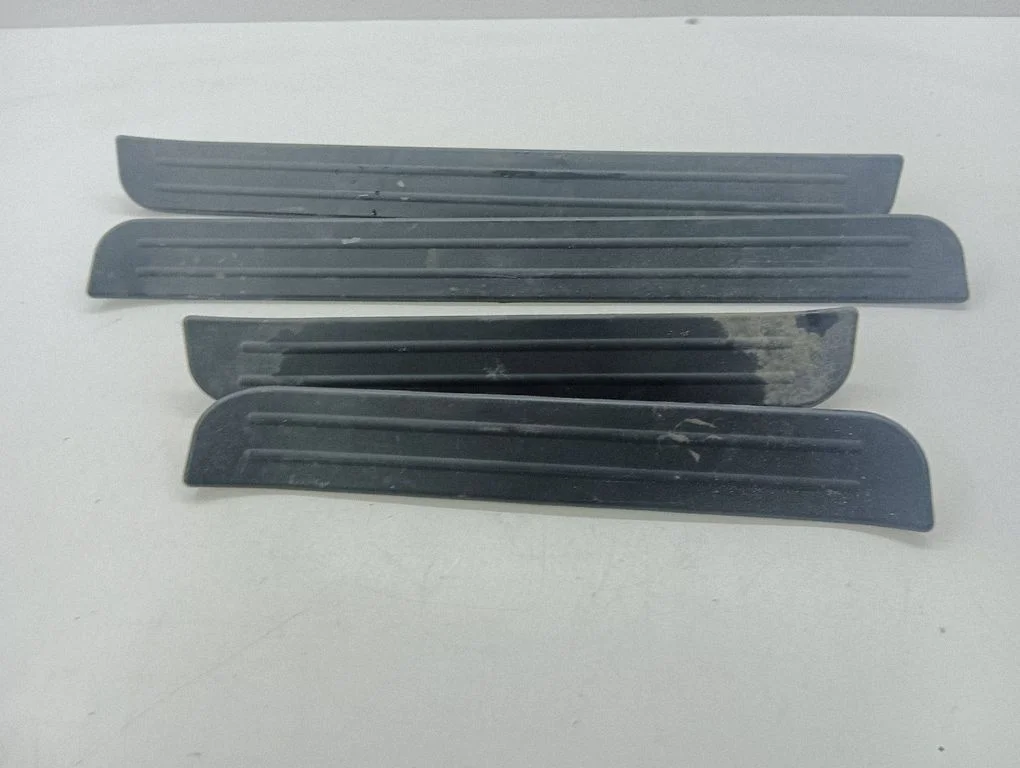 sill trim set (inner) EG21687F0