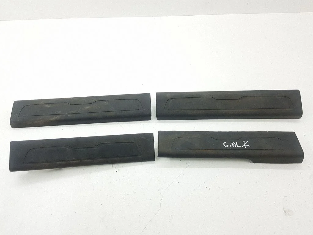 sill trim set (inner) 9677750777
