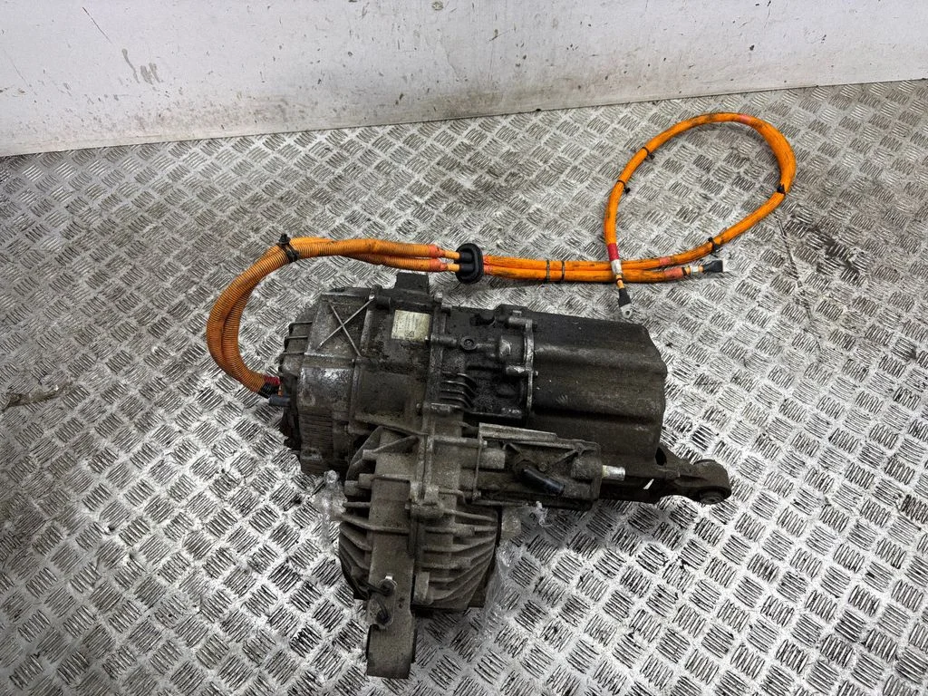Silnik samochodu elektrycznego 103700000I