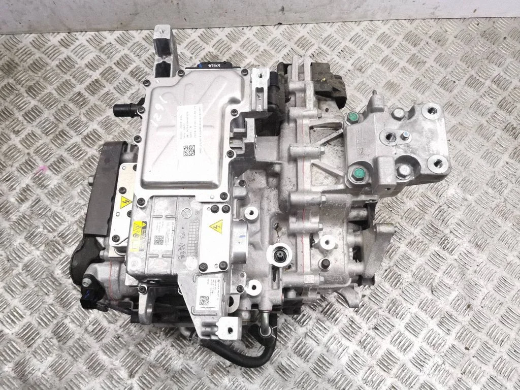Electric car motor 365000EDA0