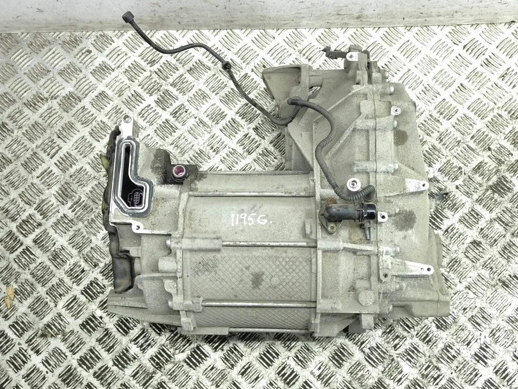 Silnik samochodu elektrycznego 12E010001B