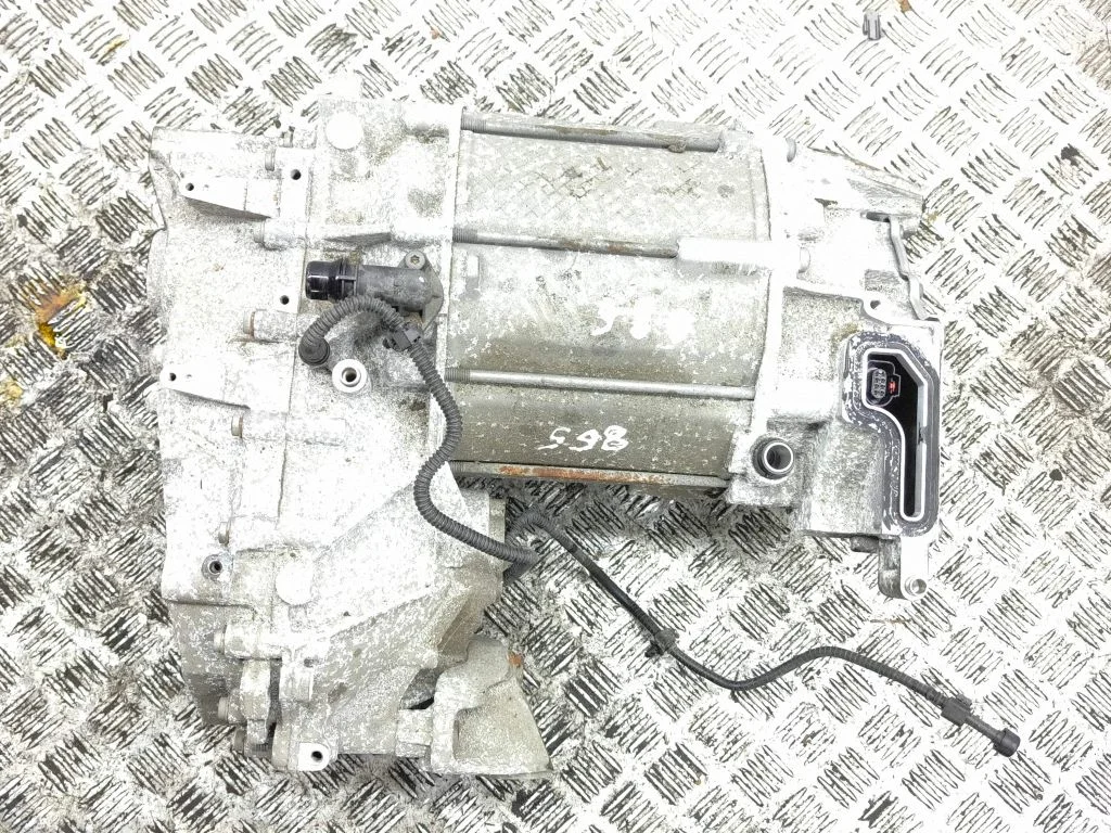 Elektriauto mootor 0EH901098C