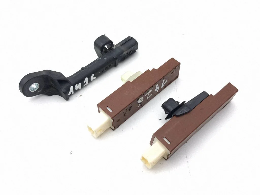 Bezatslēgas sistēmas antena – Lexus IS III XE30 (2013-2020)