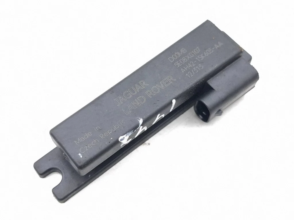 Keyless system antenna – Land Rover Range Rover L405 (2013-2021)