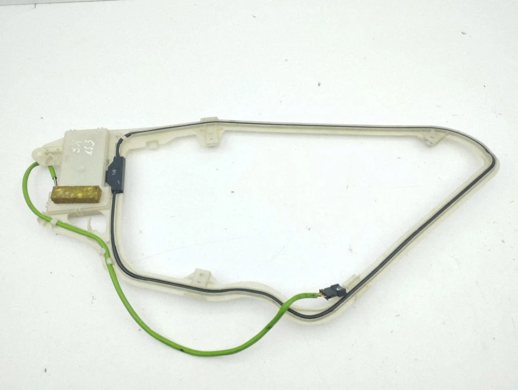 Bezatslēgas sistēmas antena – Mercedes-Benz S klase W220 (1998-2006)