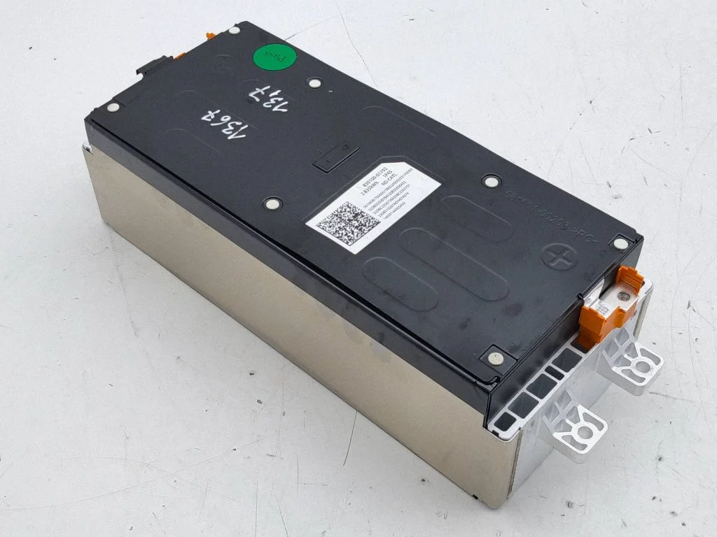 Hübriid-/elektriauto akuelement 83010001792