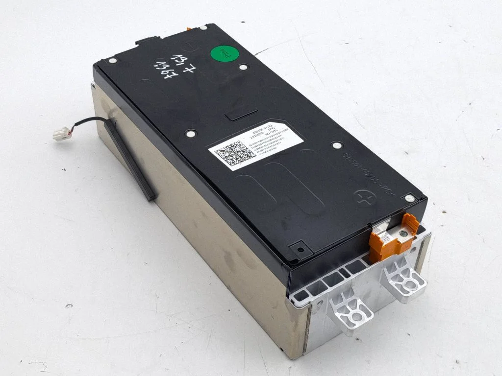 Hübriid-/elektriauto akuelement 83010001792