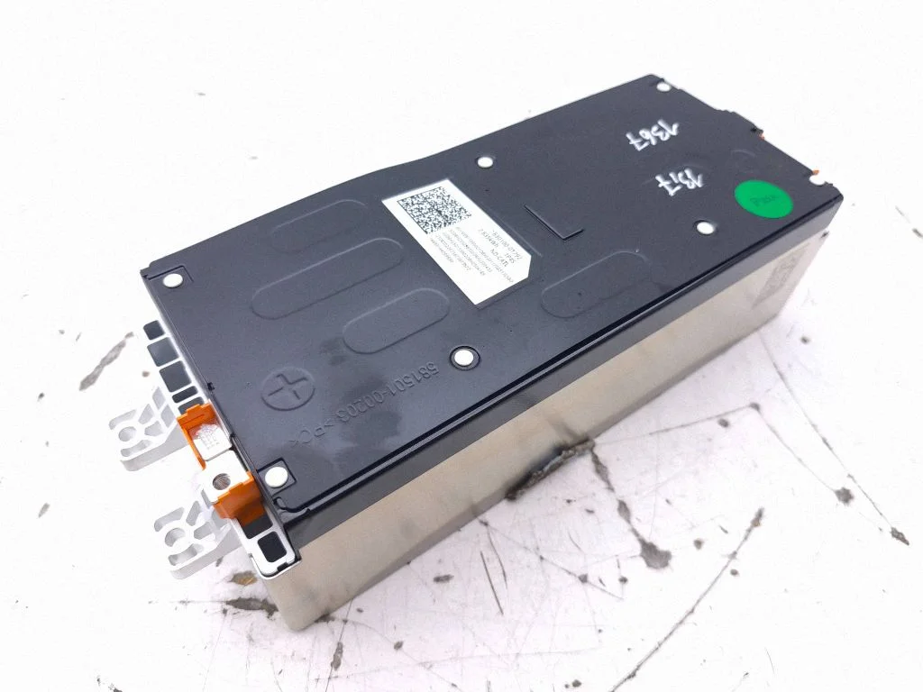 Hübriid-/elektriauto akuelement 83010001792