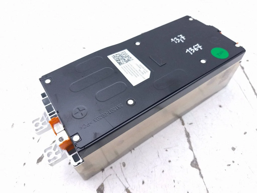 Hübriid-/elektriauto akuelement 83010001792