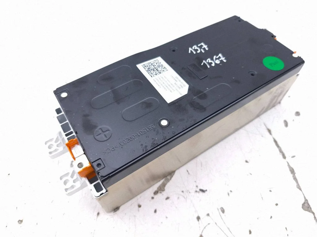 Hübriid-/elektriauto akuelement 83010001792