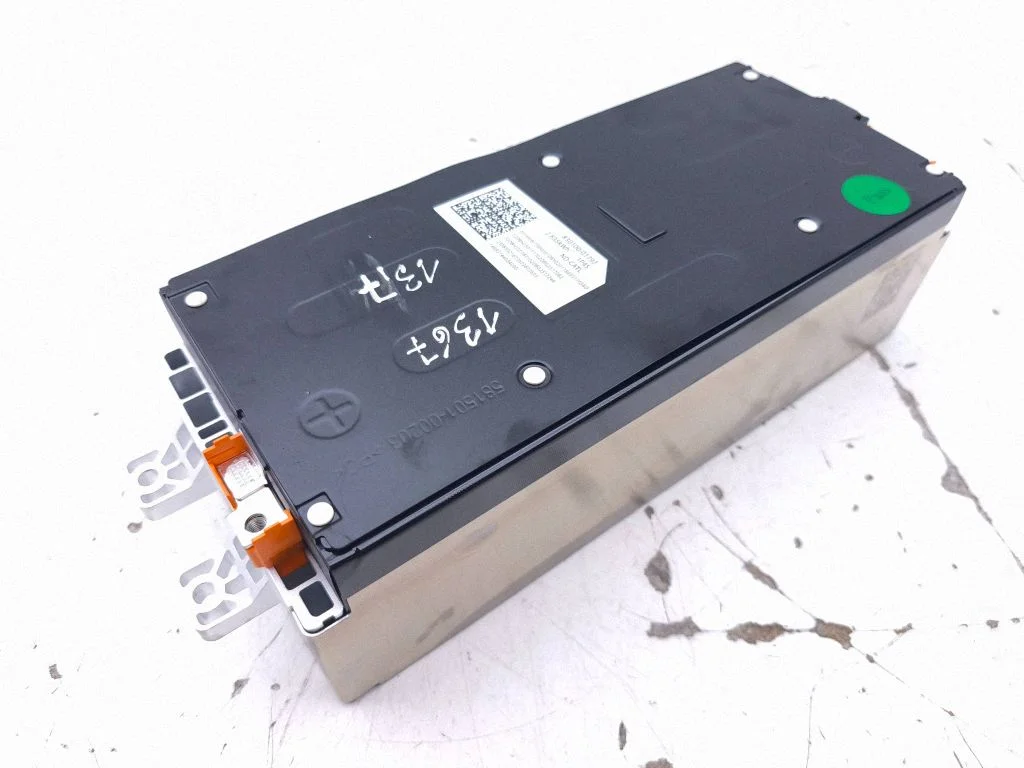 Hübriid-/elektriauto akuelement 83010001792