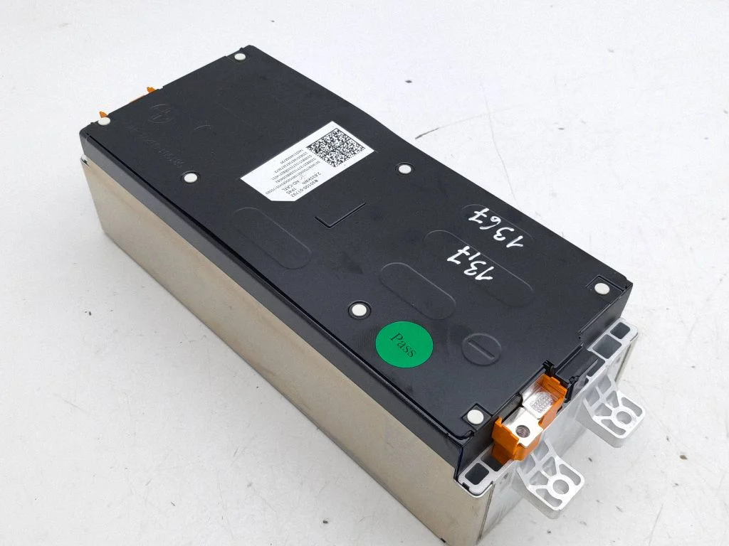 Hübriid-/elektriauto akuelement 83010001792
