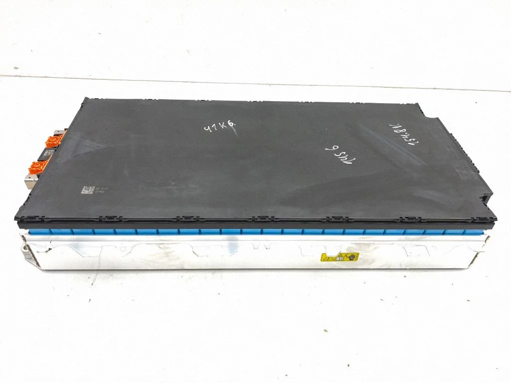 Hibrīda/elektromobiļa akumulatora elements 8851717