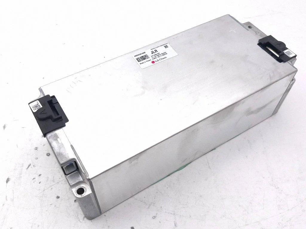 Hübriid-/elektriauto akuelement AMDAU0168B