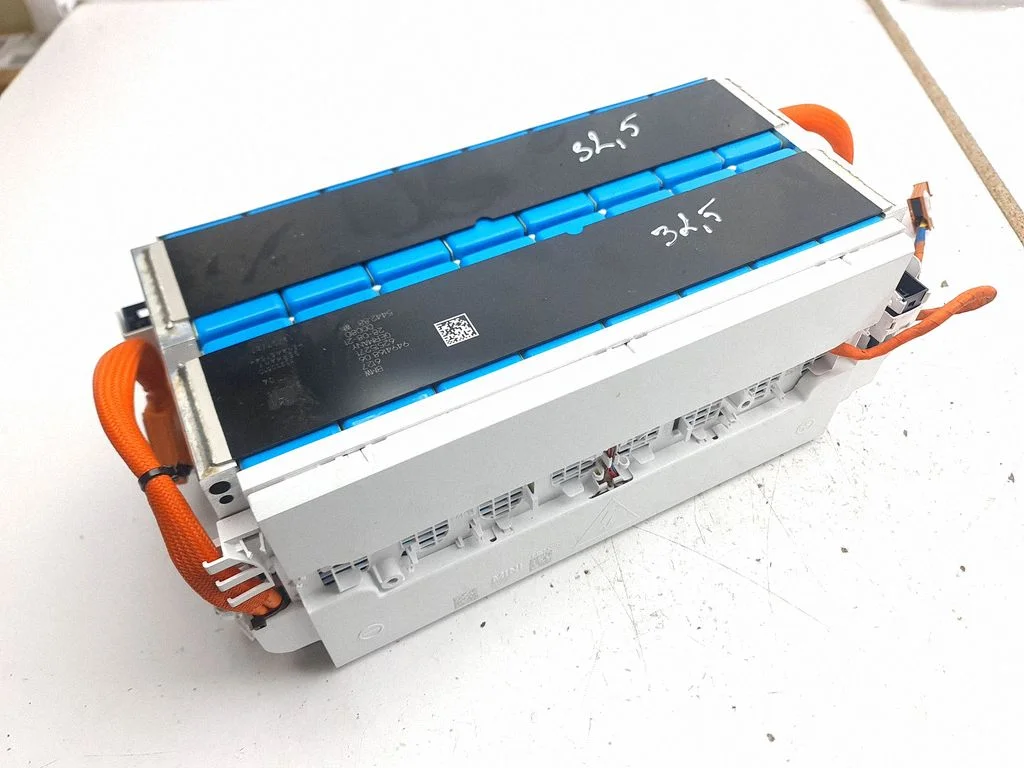 Hybrid / Electric Car Battery Cell 9494168
