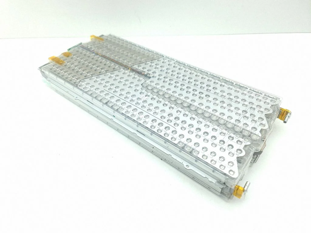 Hübriid-/elektriauto akuelement 100931200E