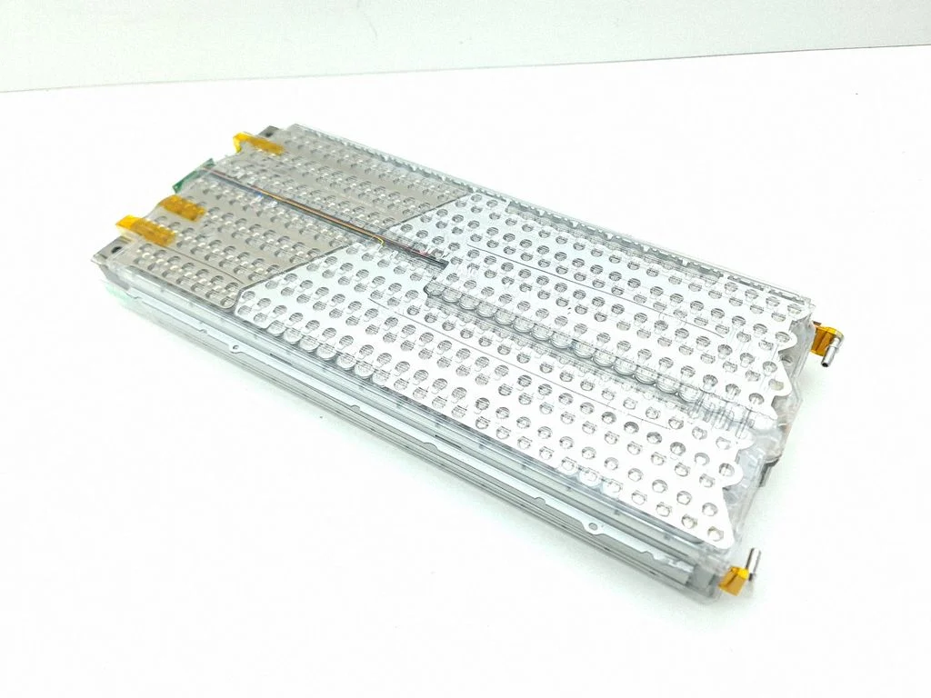Hübriid-/elektriauto akuelement 100931200E