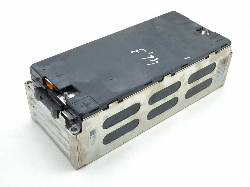 Hybrid / Electric Car Battery Cell LX6810C767AD