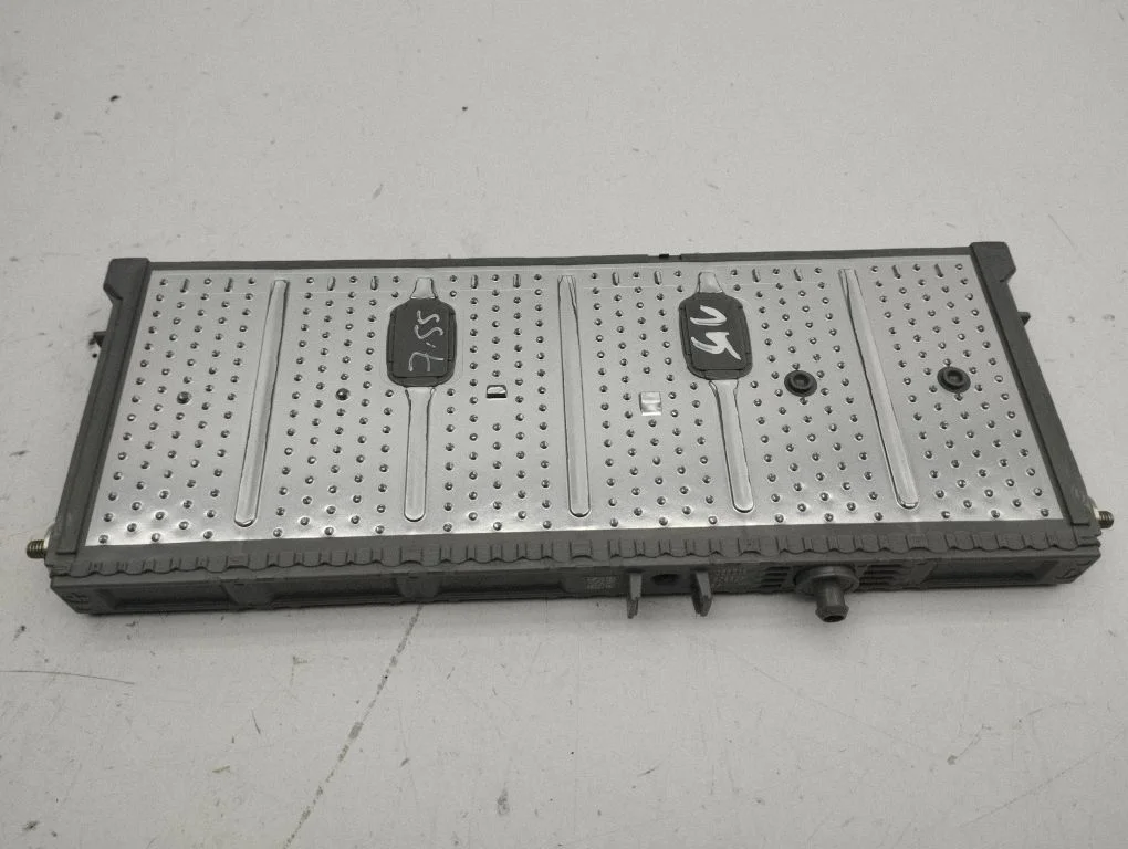 Hübriid-/elektriauto akuelement 308S1K07652PB3
