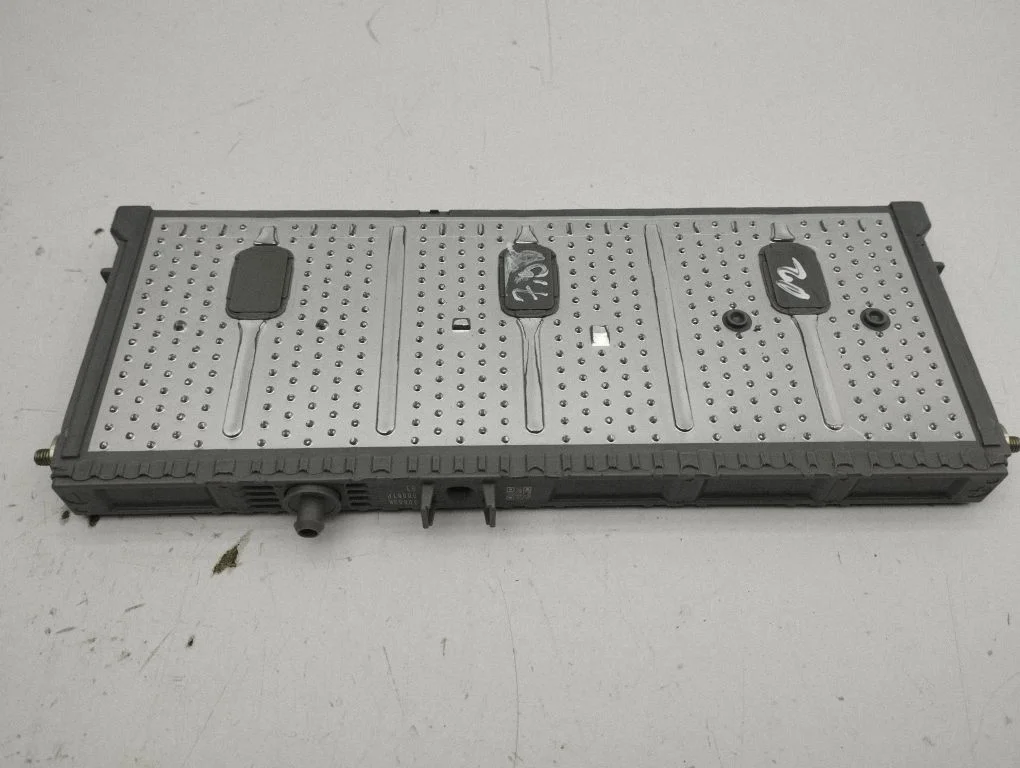 Hübriid-/elektriauto akuelement 308S2K08061PB3