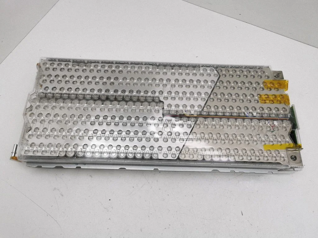 Hübriid-/elektriauto akuelement 100931200E