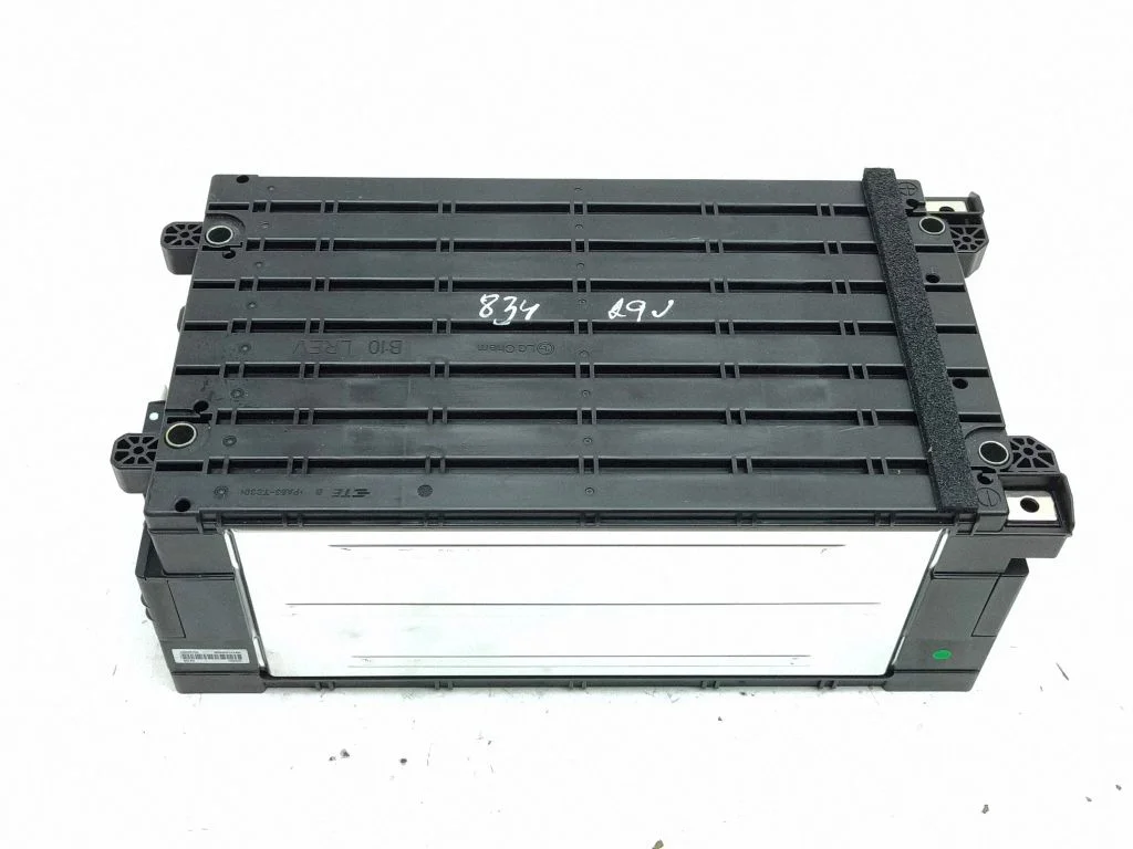 Hübriid-/elektriauto akuelement MHU00162AD