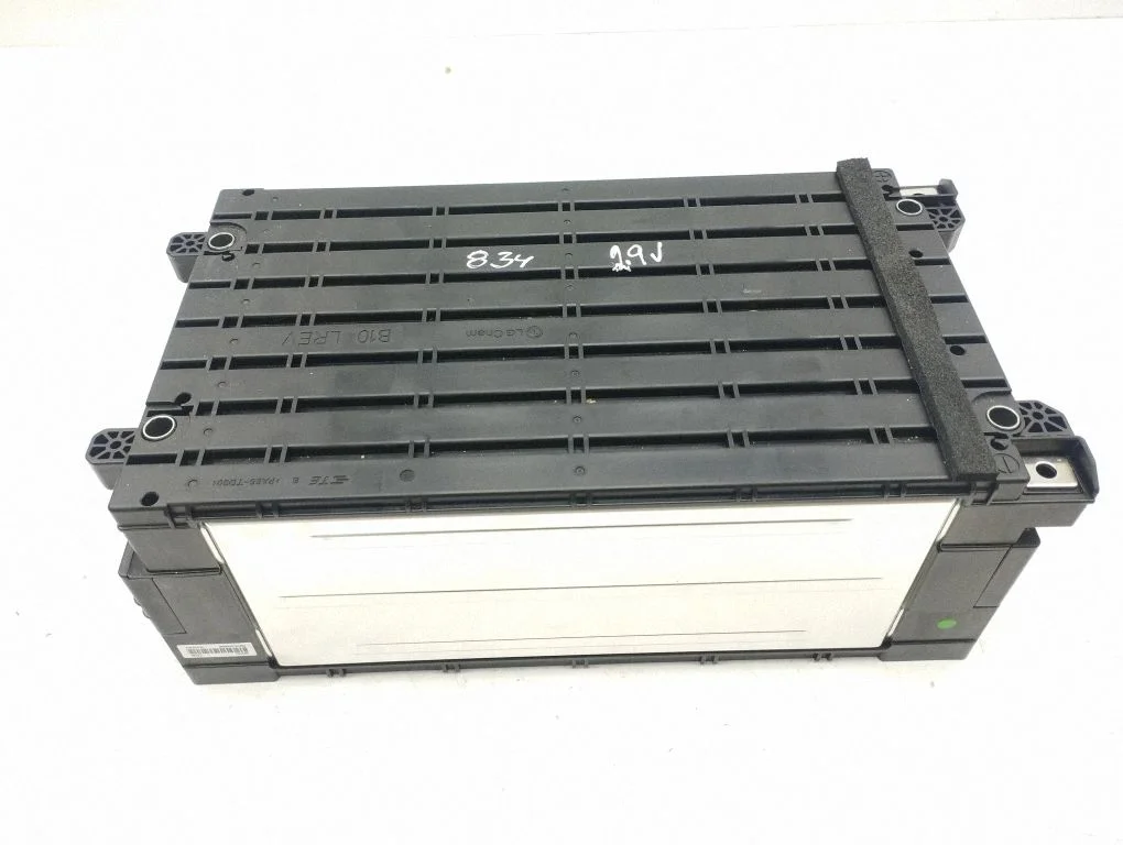 Hübriid-/elektriauto akuelement MHU00162AD
