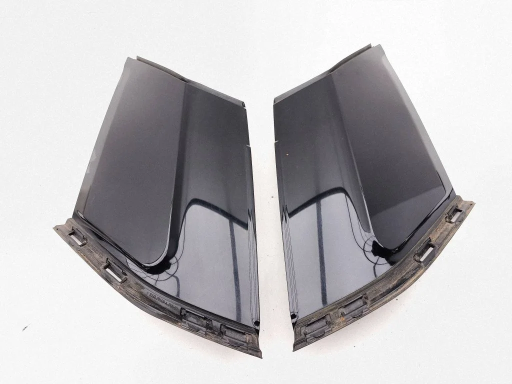 Rear glass trim bj3229149ae