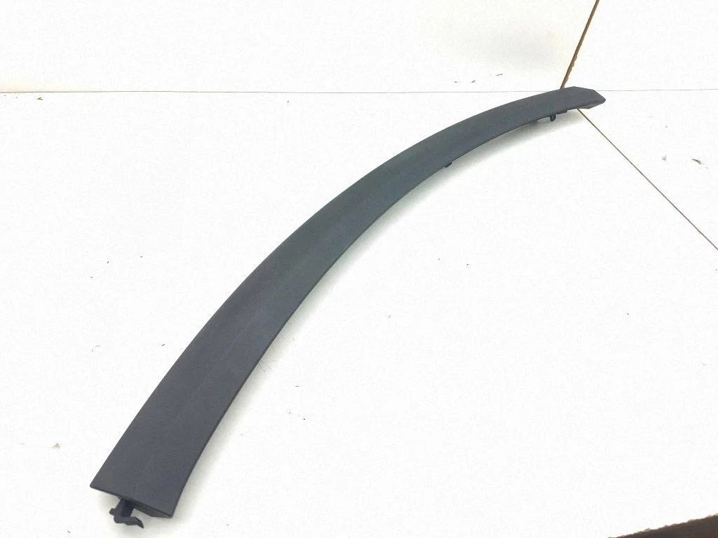 Rear glass trim 10C919451A