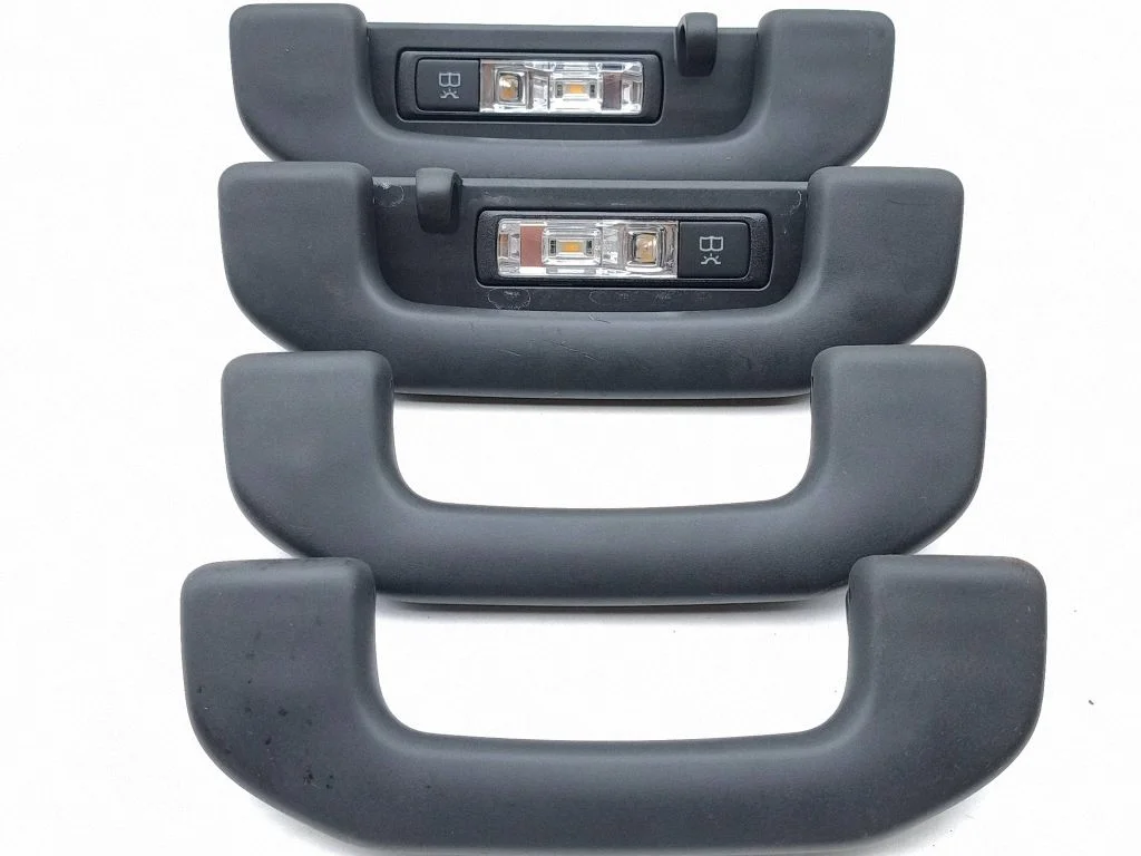 A set of handles for the ceiling – Mercedes-Benz GLC-Class C253 (2016-)