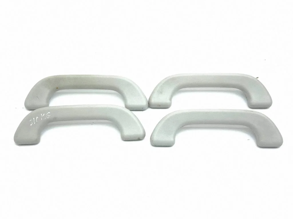 A set of handles for the ceiling – Subaru Forester SH (2008-2013)