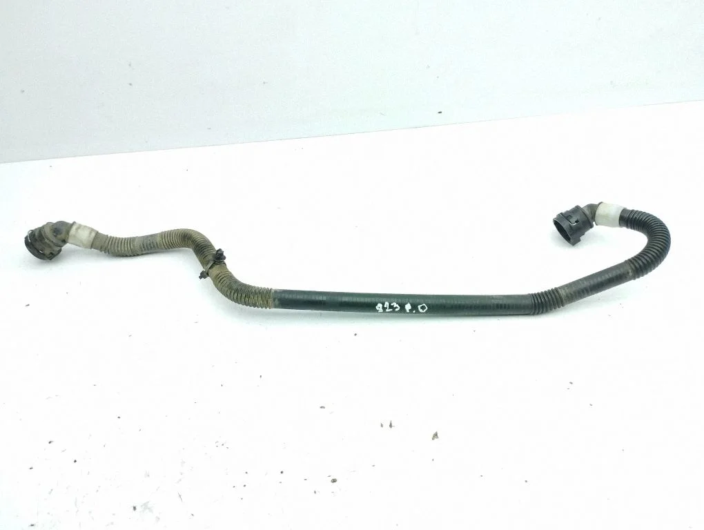Electric car engine cooling hoses/pipes – right