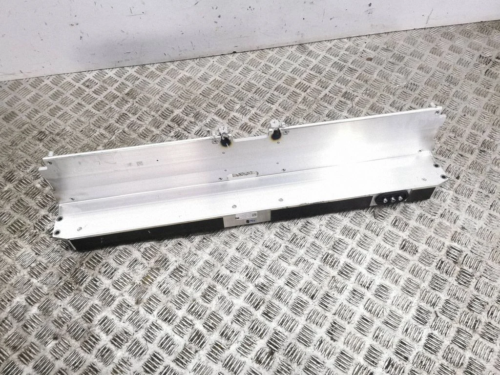 Hübriid- / elektriauto aku jahutusvoolikud / -torud – Jeep Avenger (2022-)