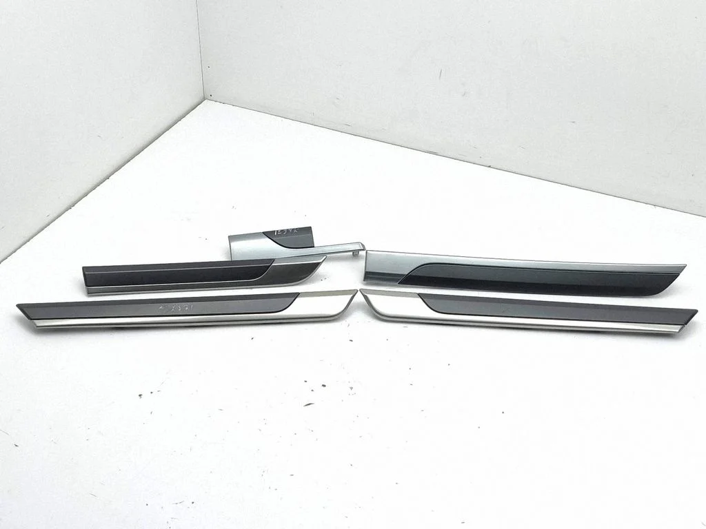 Interior decorative trim set 8055A012HA