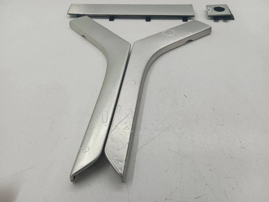 Salongi dekoratiivviimistluse komplekt BJ32044E06AD