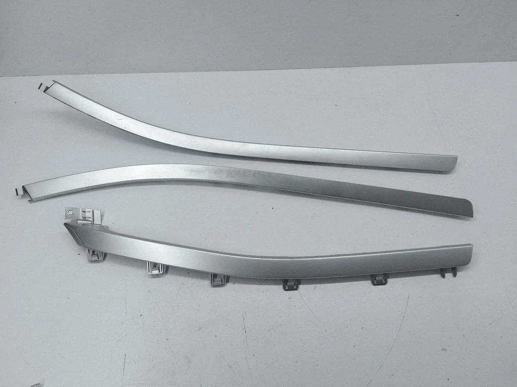 Interior decorative trim set EH14644A1