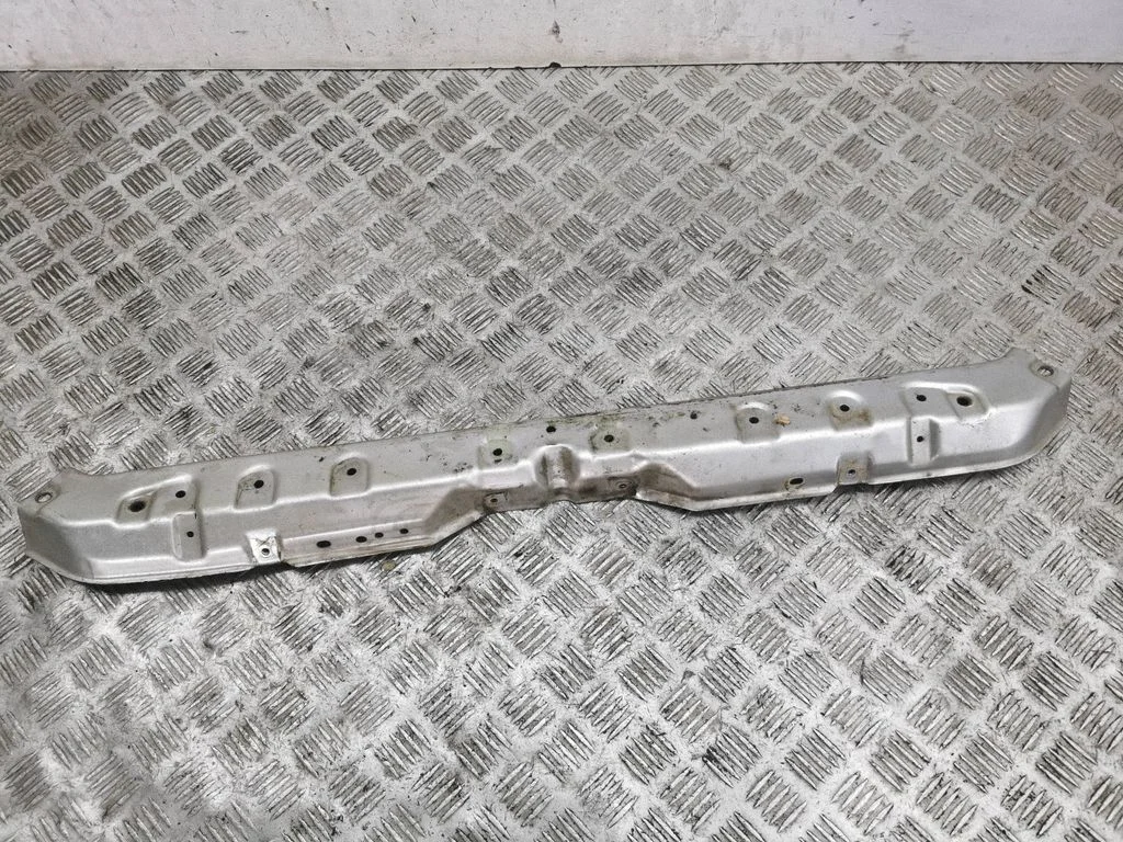 Top upper radiator support slam panel