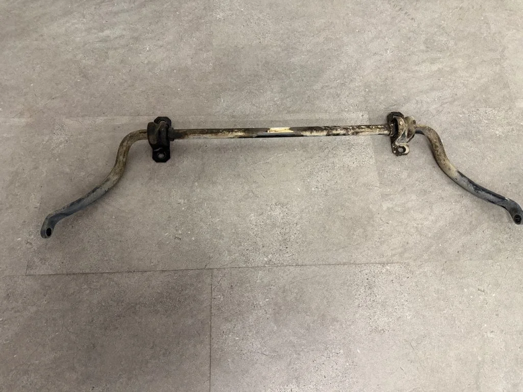 Eesmine stabilisaator (kaldevarras) MB3C5494DD