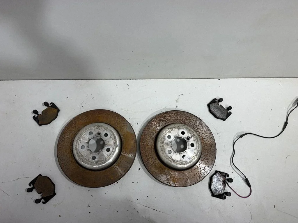 Front brake disc 8842380 – BMW 5 Series G60 G61 (2023-)