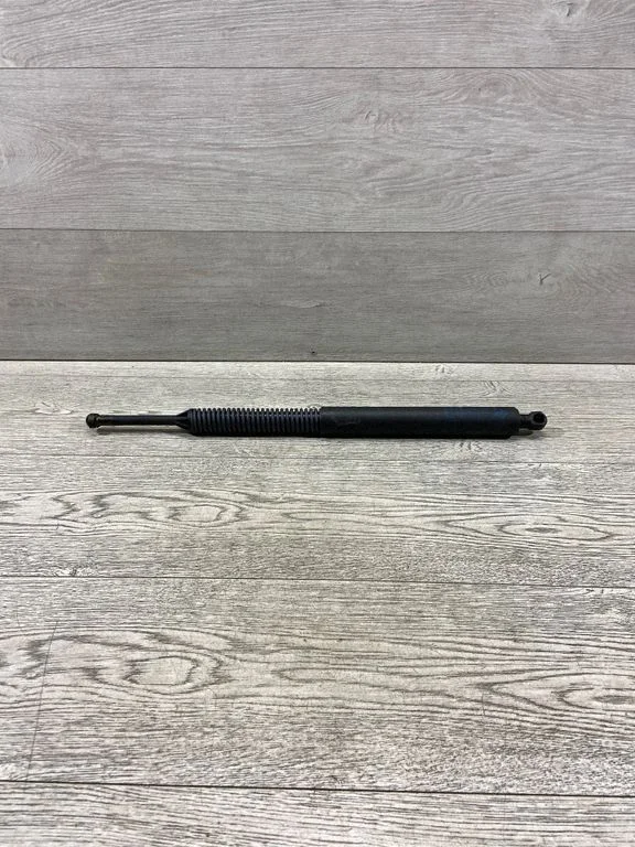 Tailgate/trunk strut/damper – BMW 5 Series F10 F11 (2009-2016)