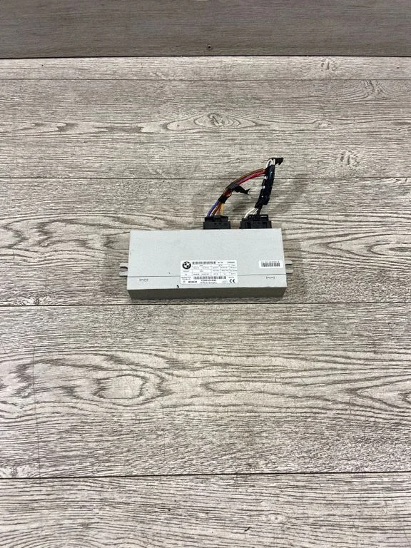 Tailgate/trunk control unit/module – BMW 5 Series F10 F11 (2009-2016)