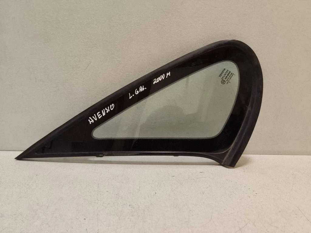 Rear side window – Toyota Avensis T220 (2000-2003)