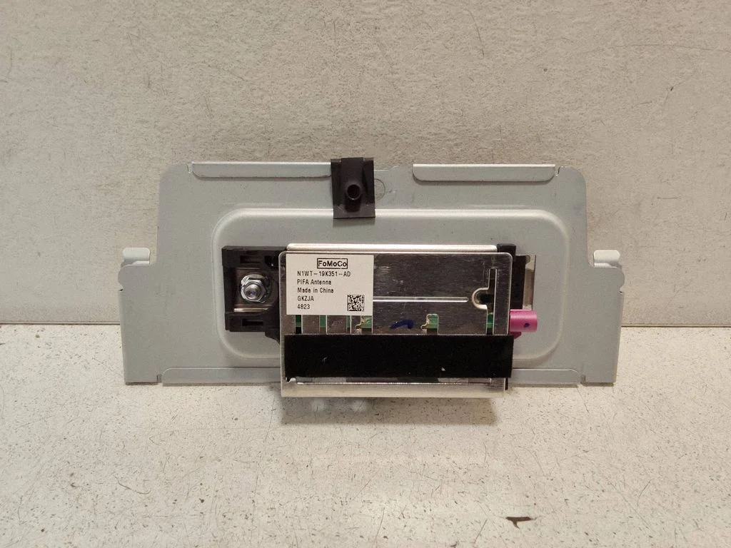 Antena (GPS) – Ford Ranger IV (2022-)