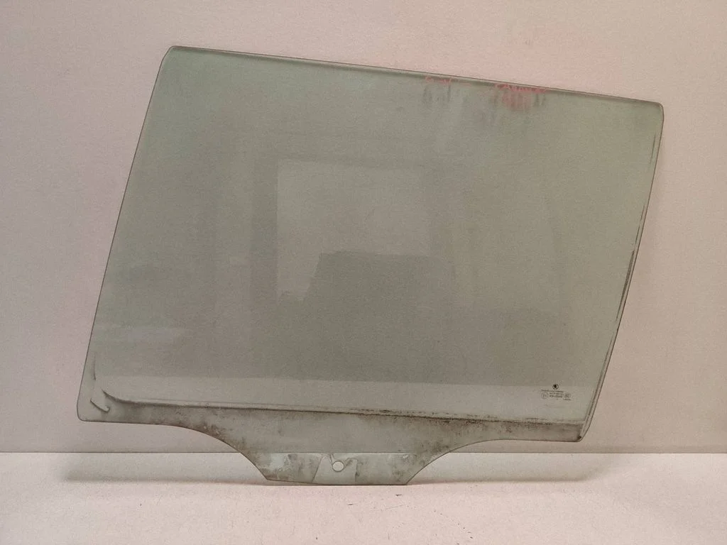 Rear door window glass – Skoda Octavia Mk2 (1Z) (2004-2013)